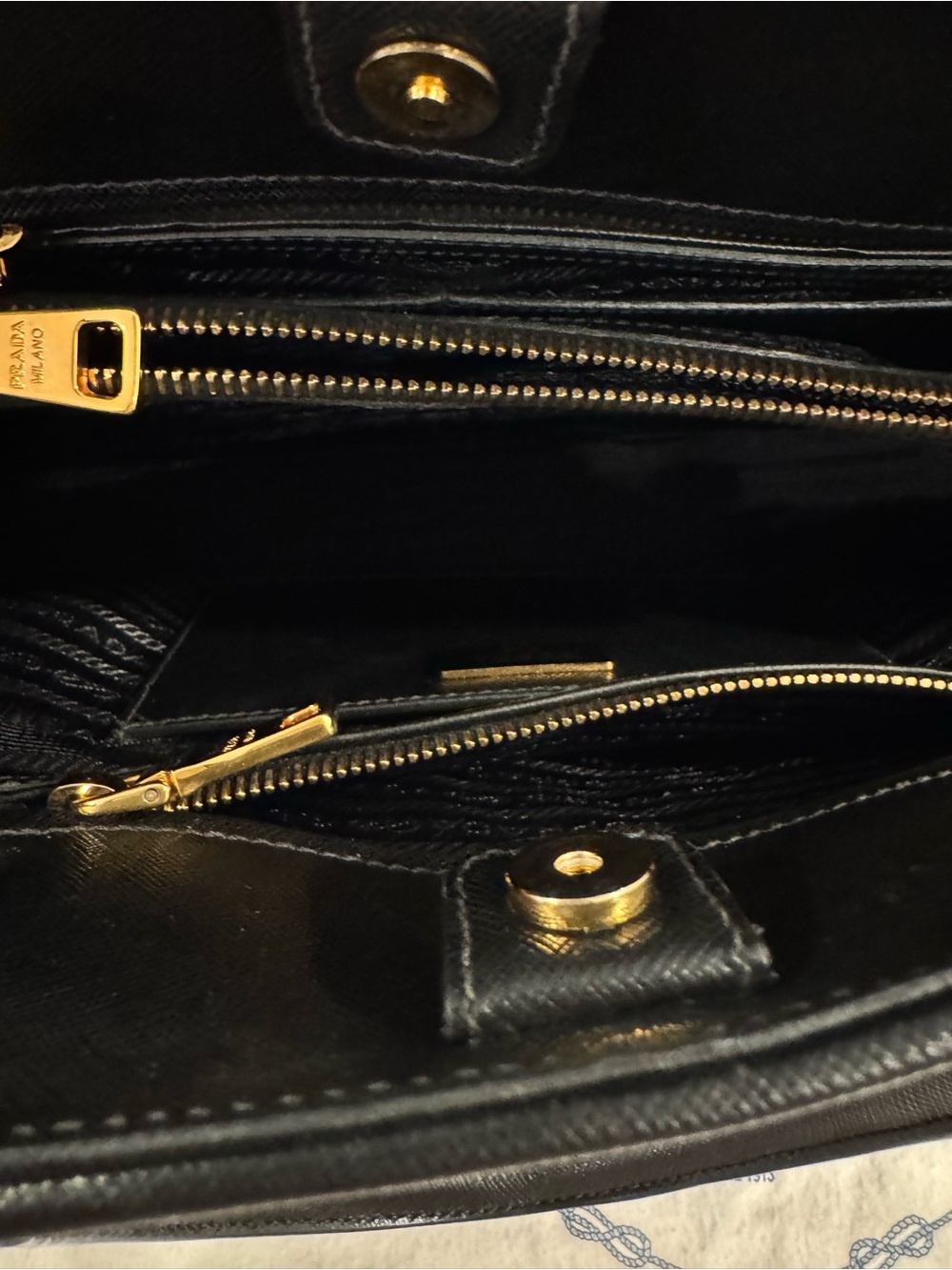 Prada Galleria Black Saffiano Leather Satchel Tote Bag | Classic Luxury - Picture 9 of 12